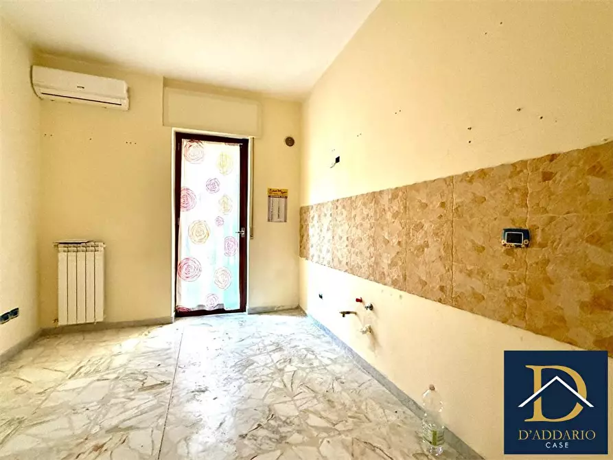 Immagine 8 di Appartamento in vendita  41 a Taranto