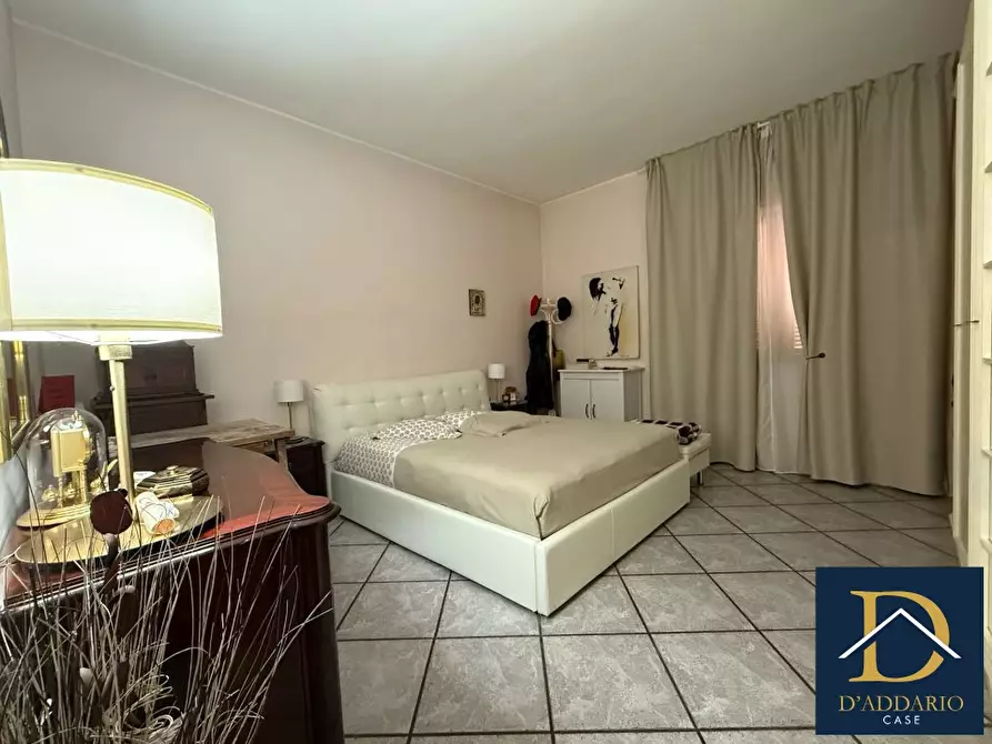 Immagine 8 di Appartamento in vendita  95 a Taranto