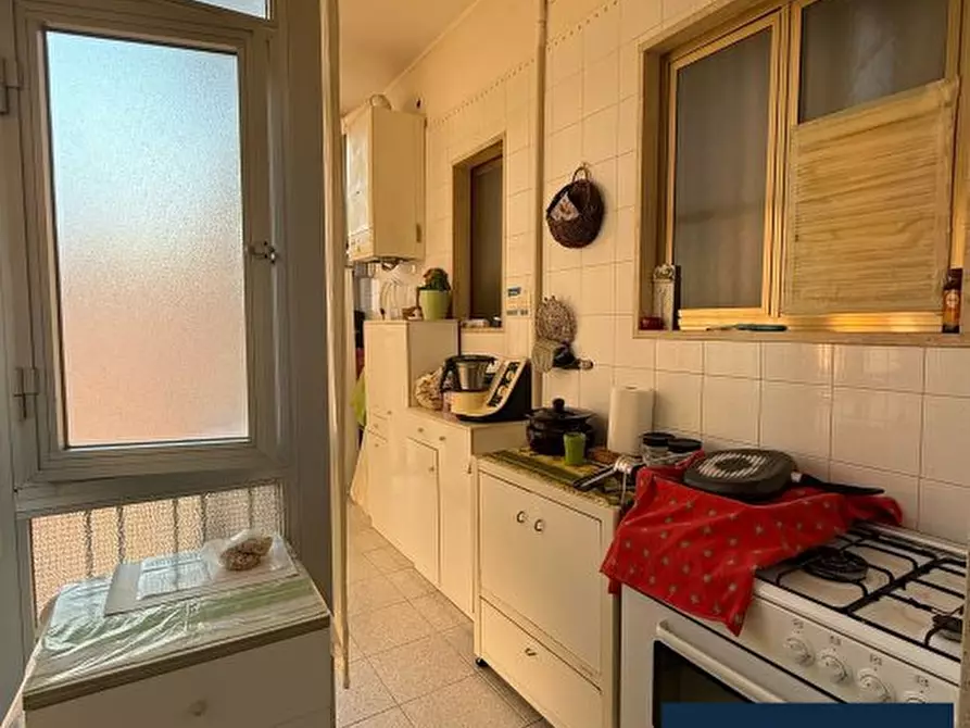 Immagine 6 di Appartamento in vendita  95 a Taranto