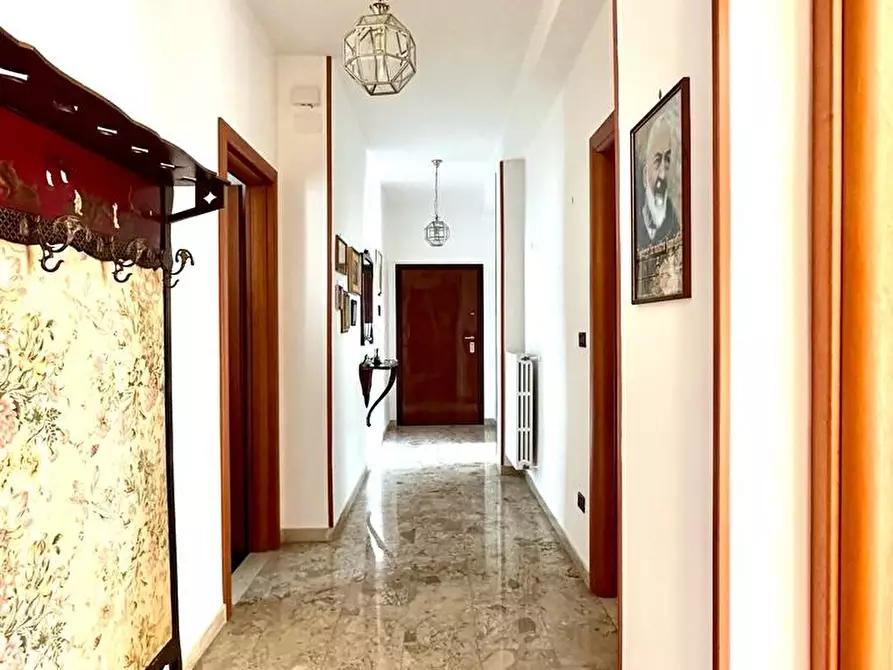 Immagine 4 di Appartamento in vendita  74 a Taranto