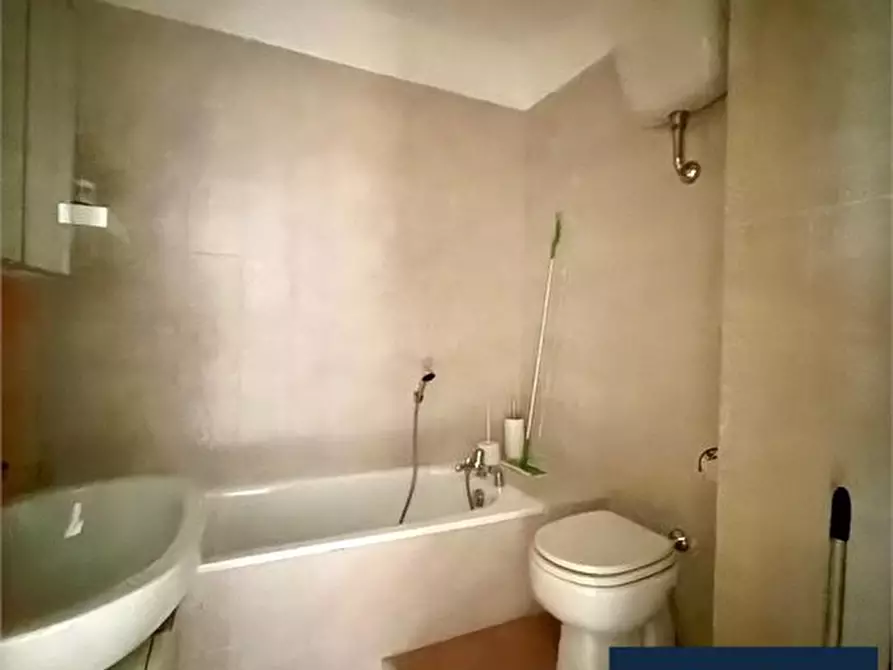 Immagine 9 di Appartamento in vendita  12 a Taranto