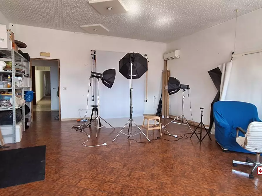 Immagine 5 di Ufficio in vendita  a Messina