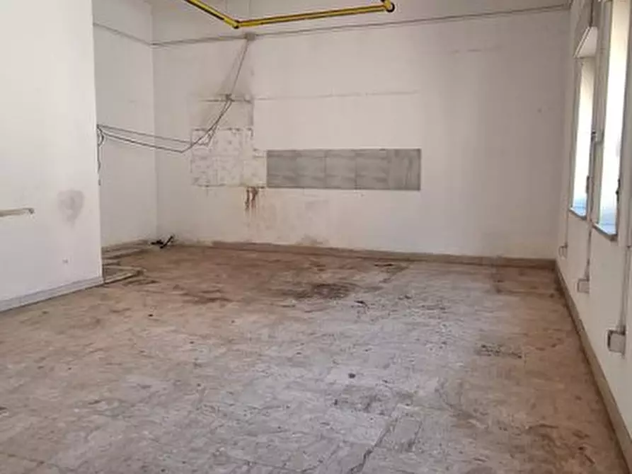 Immagine 10 di Ufficio in vendita  a Messina