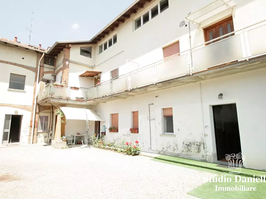 Immagine 5 di Appartamento in vendita  28 a Cassano Magnago