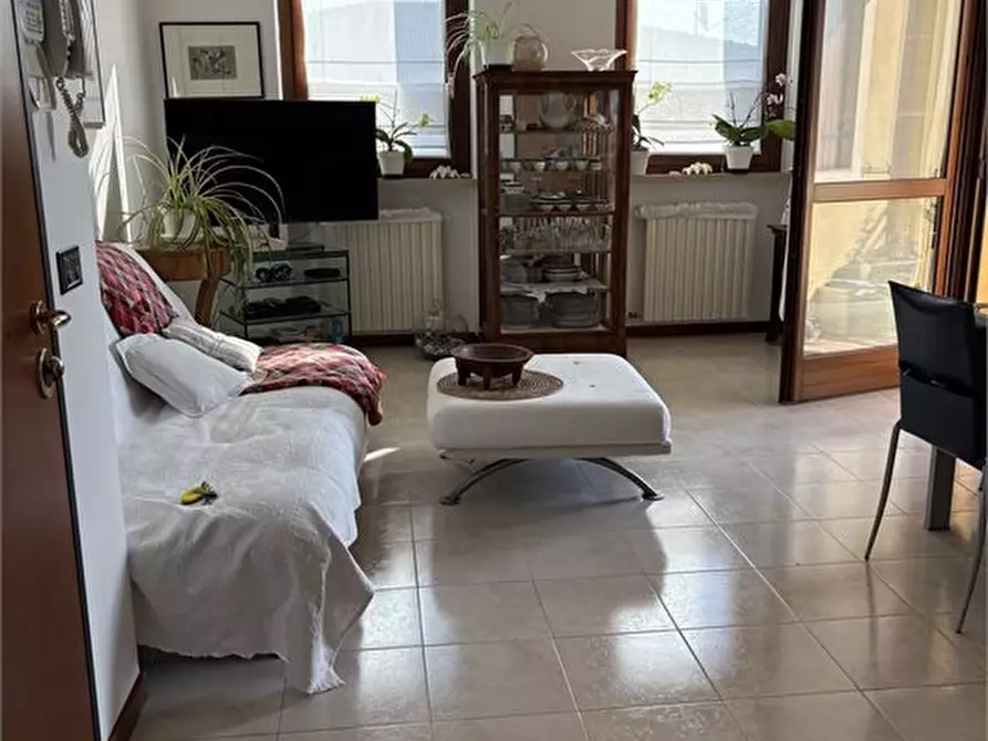 Immagine 5 di Appartamento in vendita  12 a Castel D'azzano