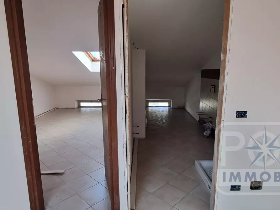 Immagine 6 di Appartamento in vendita  3 a Verona