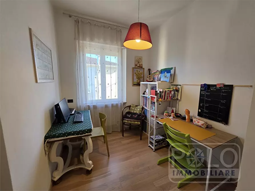 Immagine 2 di Appartamento in vendita  140 a Verona