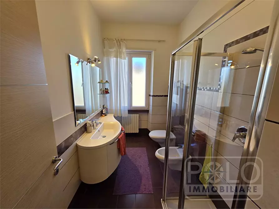 Immagine 9 di Appartamento in vendita  140 a Verona