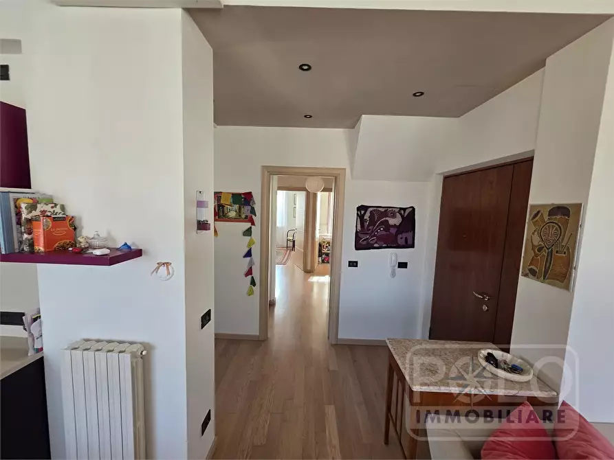 Immagine 6 di Appartamento in vendita  140 a Verona