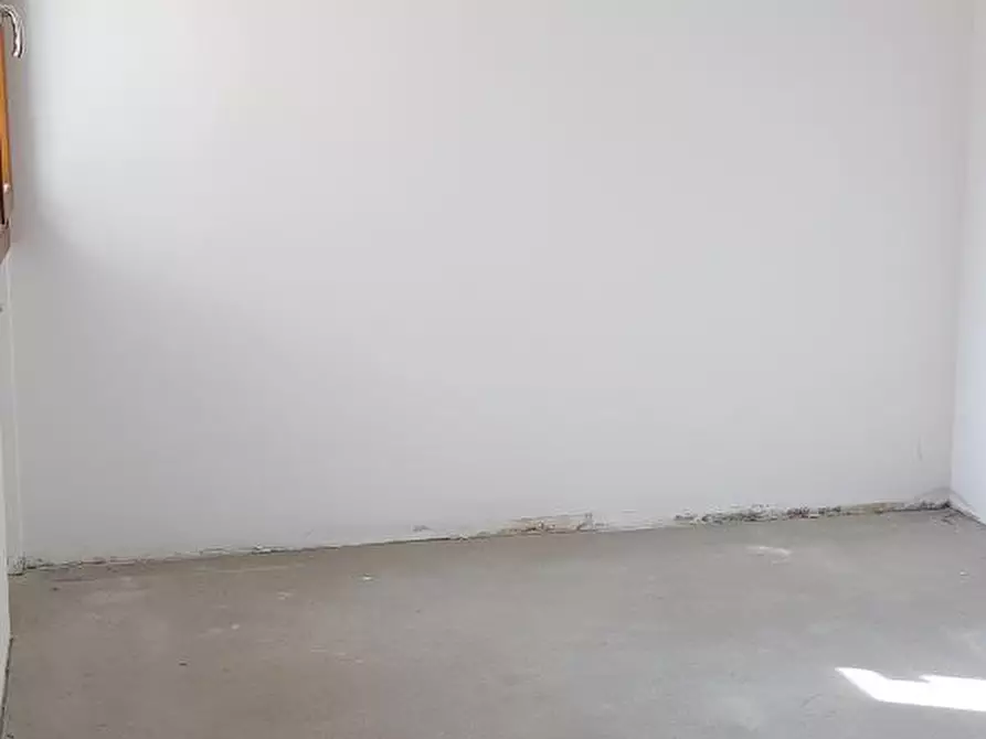 Immagine 10 di Appartamento in vendita  a Verona