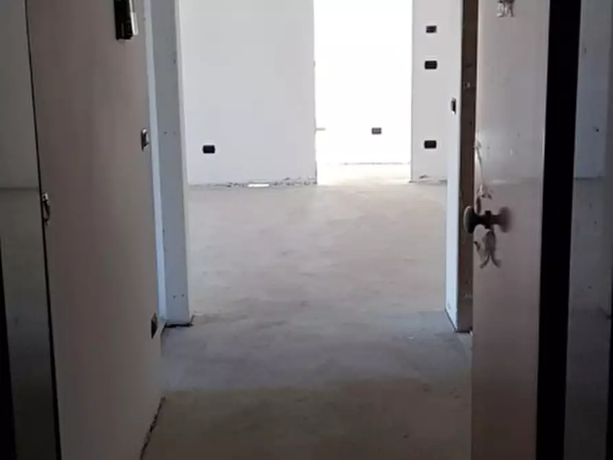 Immagine 6 di Appartamento in vendita  a Verona