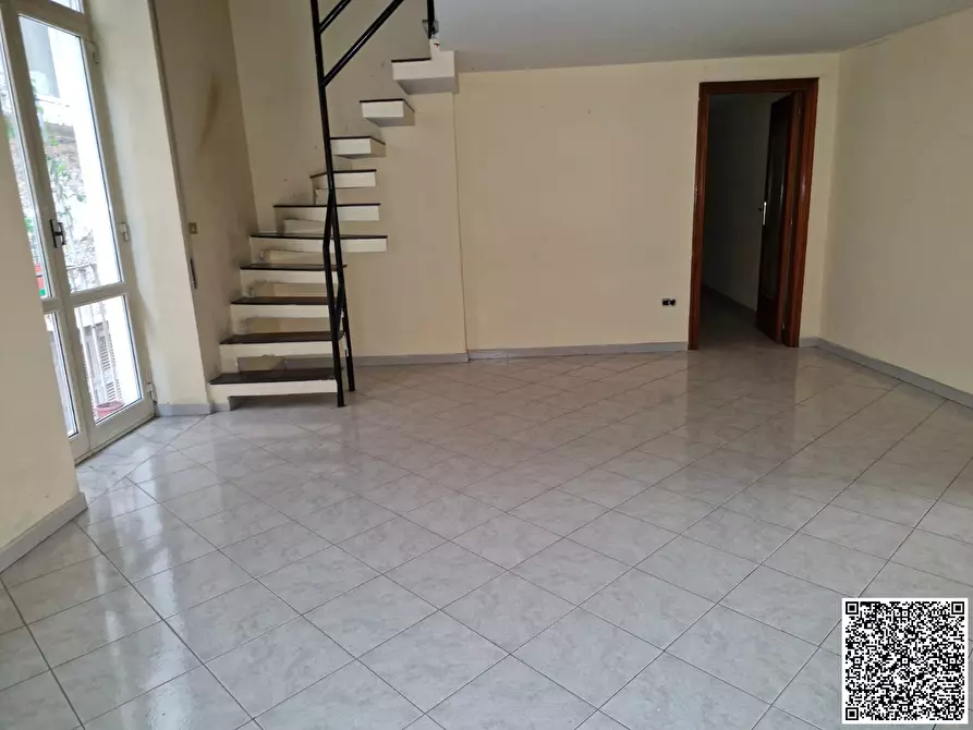 Immagine 2 di Appartamento in vendita  a Napoli