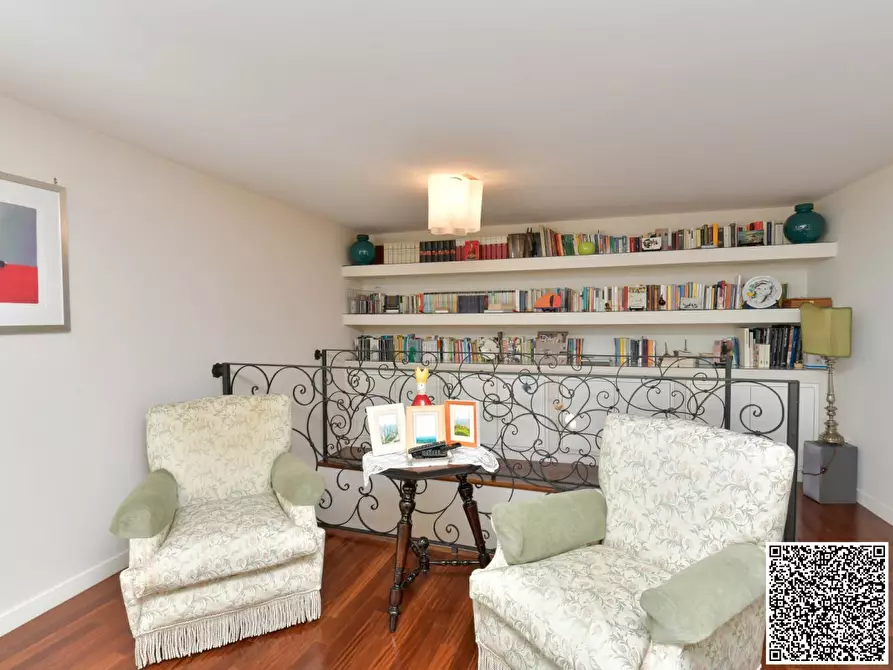 Immagine 10 di Appartamento in vendita  a Napoli