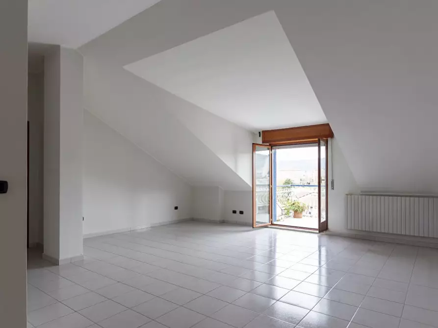 Immagine 2 di Appartamento in vendita  144 a San Nicola La Strada