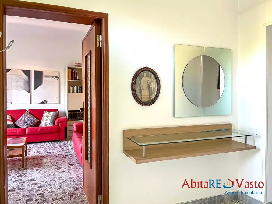 Immagine 4 di Appartamento in vendita  52 a Vasto