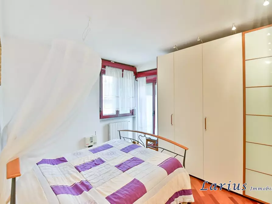 Immagine 7 di Appartamento in vendita  a Erba