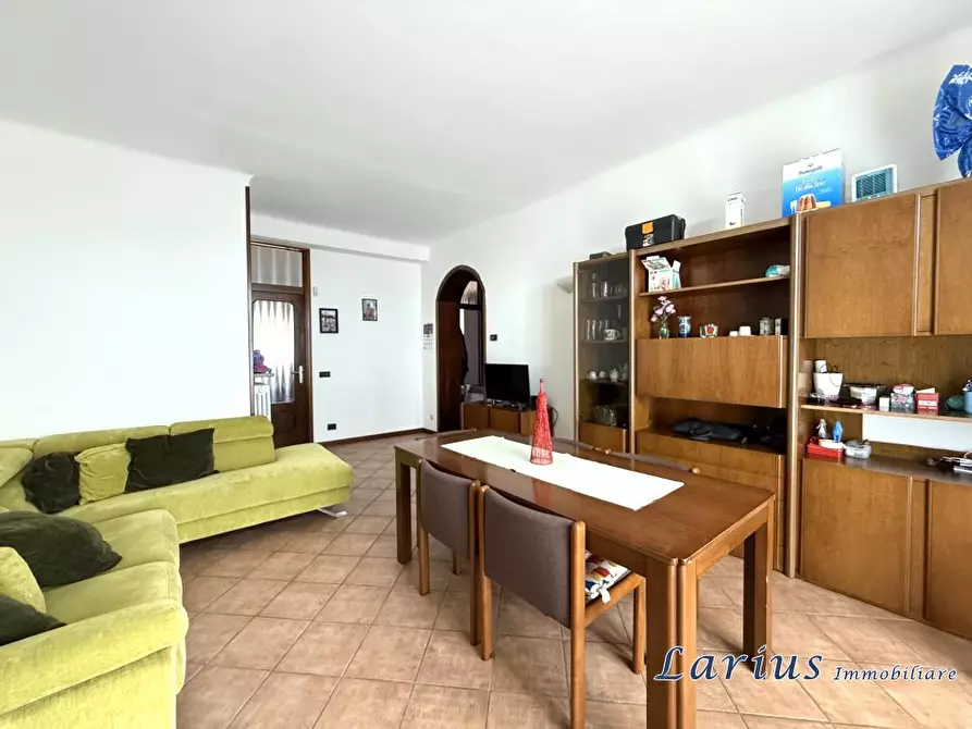 Immagine 8 di Appartamento in vendita  11 a Monguzzo