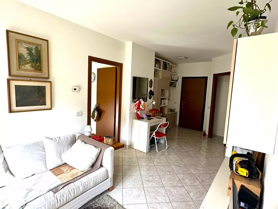 Immagine 1 di Appartamento in vendita  a Orsenigo