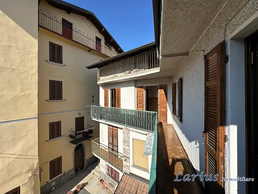 Immagine 2 di Appartamento in vendita  16 a Sormano