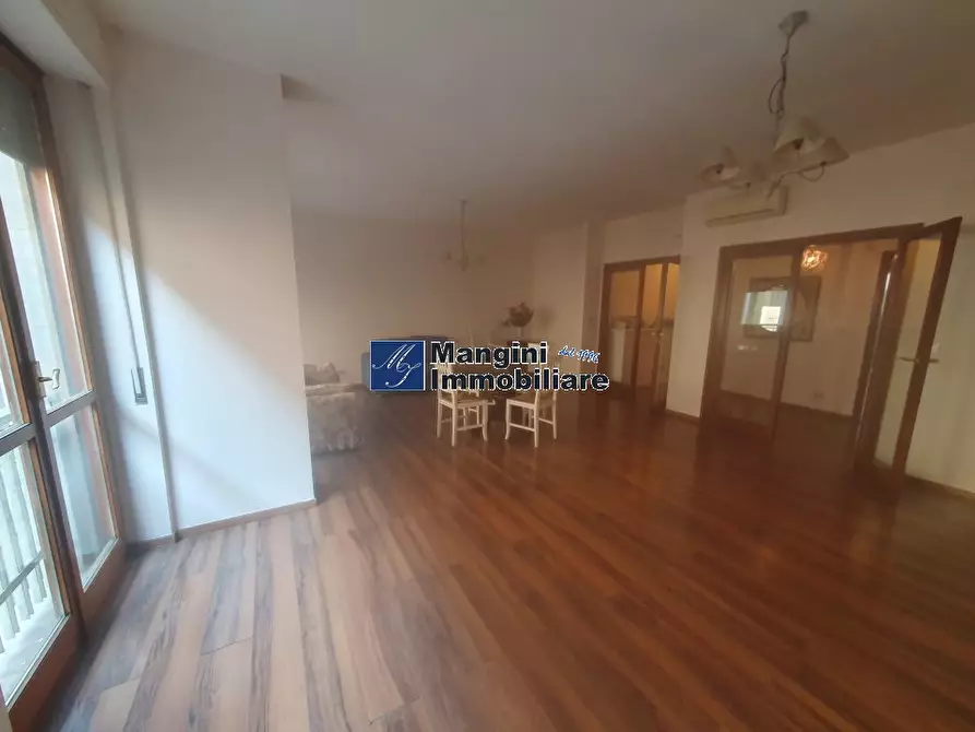 Immagine 2 di Appartamento in vendita  a Livorno