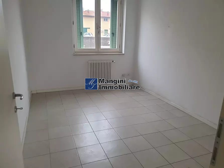 Immagine 6 di Appartamento in vendita  a Livorno