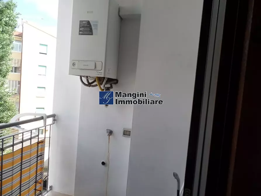 Immagine 3 di Appartamento in vendita  a Livorno