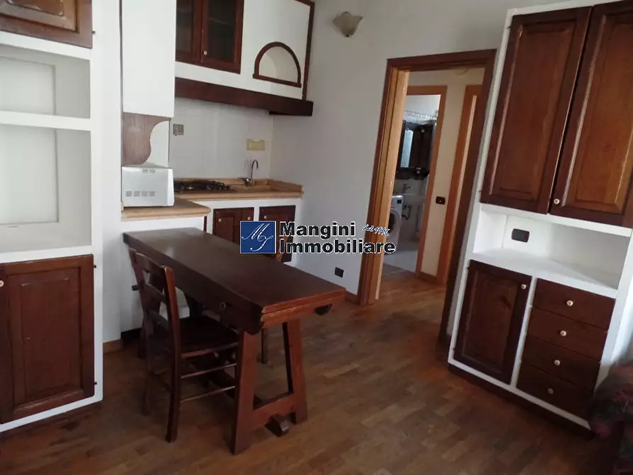 Immagine 1 di Appartamento in vendita  a Livorno