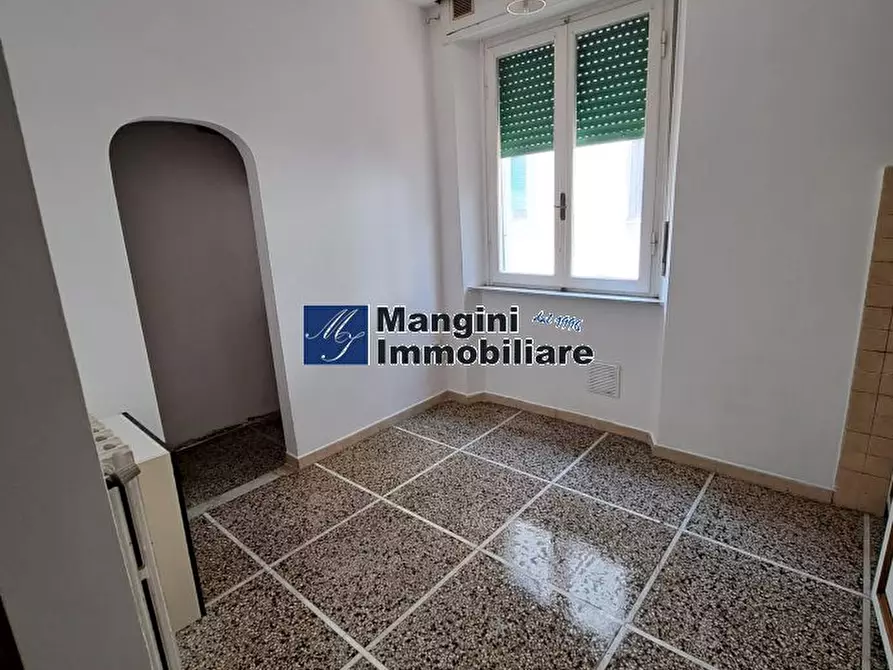 Immagine 2 di Appartamento in vendita  a Livorno