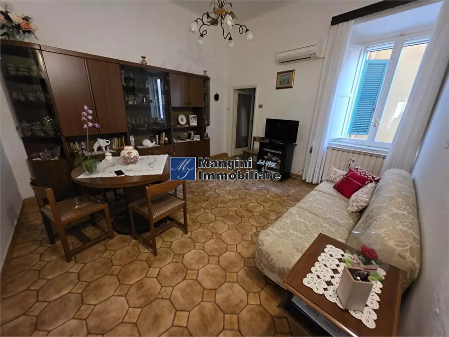 Immagine 2 di Appartamento in vendita  a Livorno