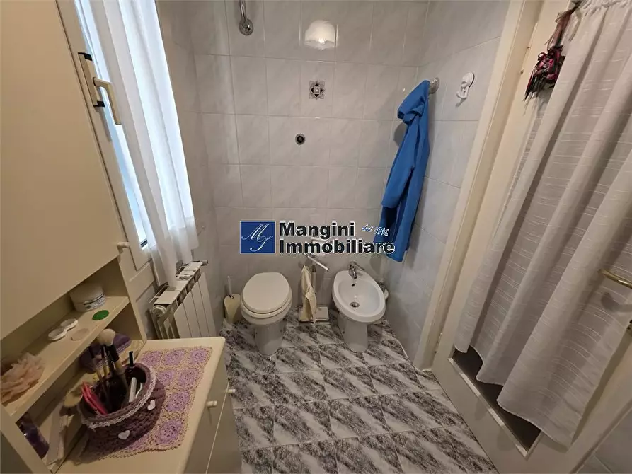 Immagine 9 di Appartamento in vendita  a Livorno