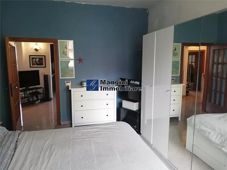 Immagine 2 di Appartamento in vendita  a Livorno