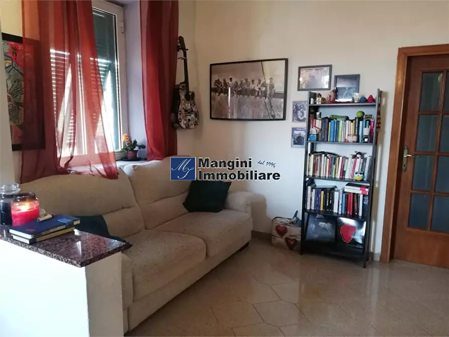 Immagine 8 di Appartamento in vendita  a Livorno