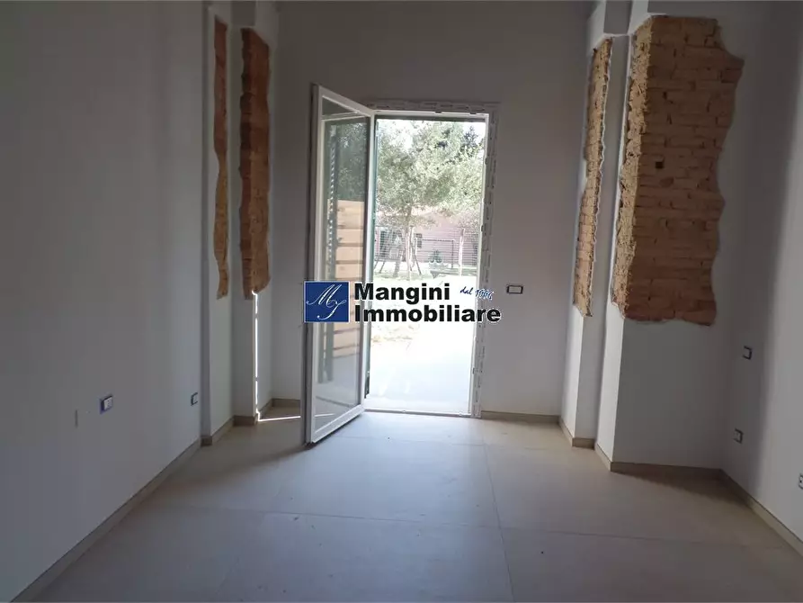 Immagine 8 di Appartamento in vendita  a Livorno