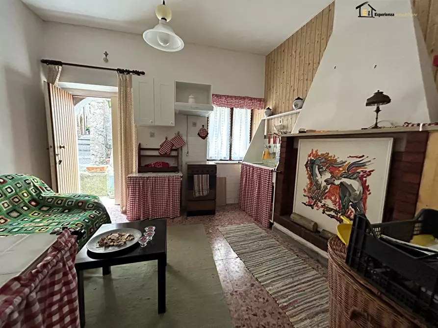 Immagine 1 di Appartamento in vendita  a Montopoli Di Sabina