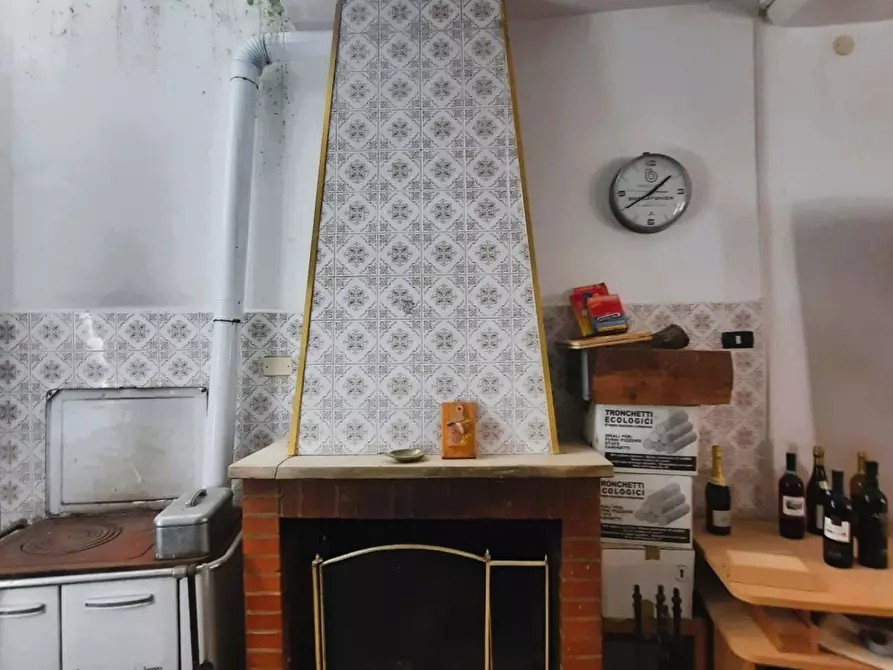 Immagine 7 di Appartamento in vendita  snc a Casperia