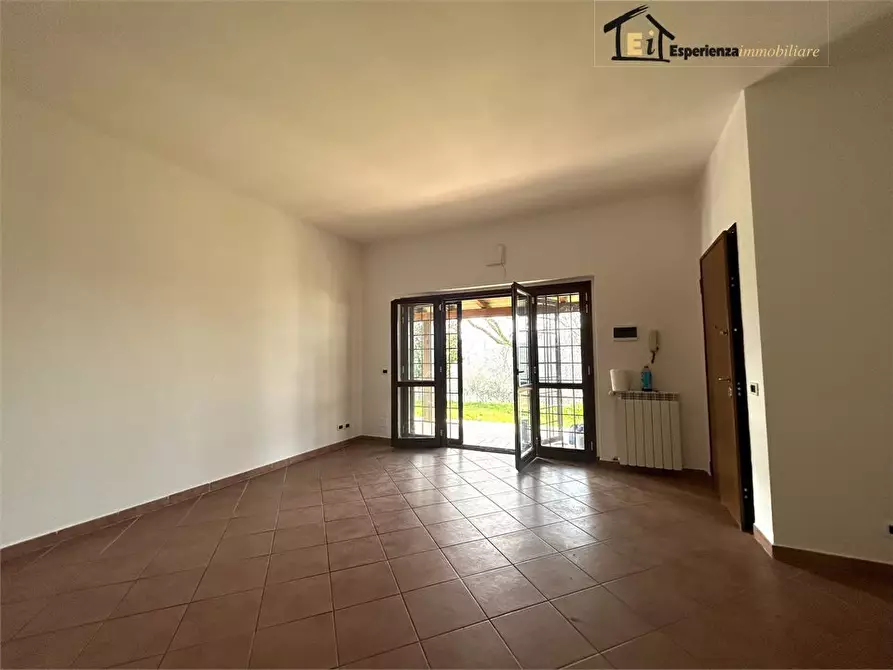 Immagine 4 di Appartamento in vendita  a Forano