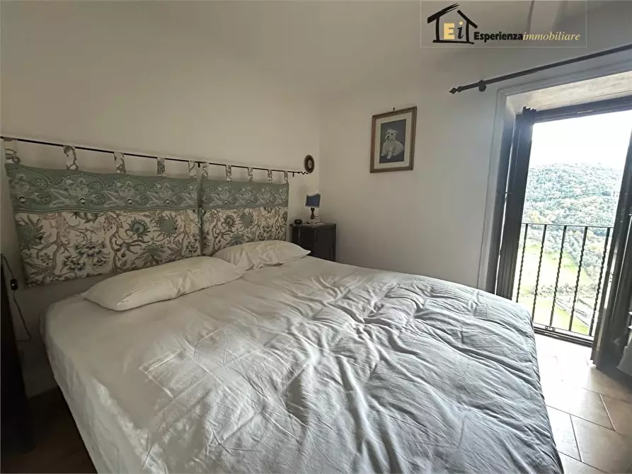 Immagine 10 di Appartamento in vendita  snc a Casperia