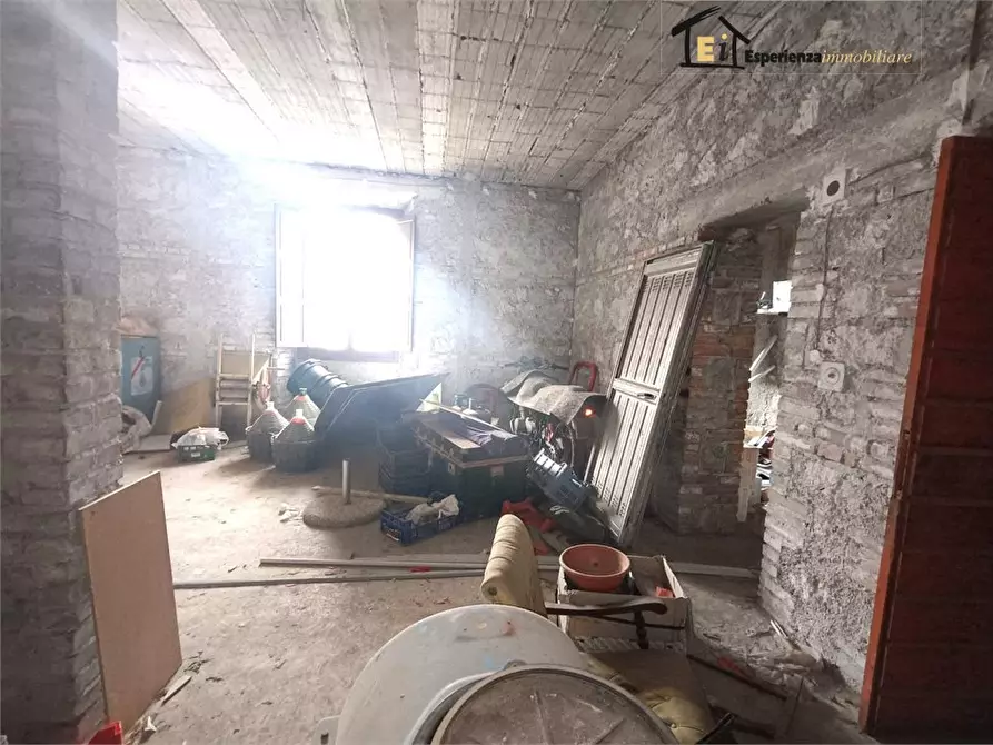 Immagine 5 di Appartamento in vendita  10 a Toffia