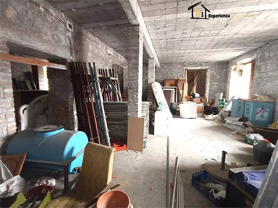 Immagine 7 di Appartamento in vendita  10 a Toffia