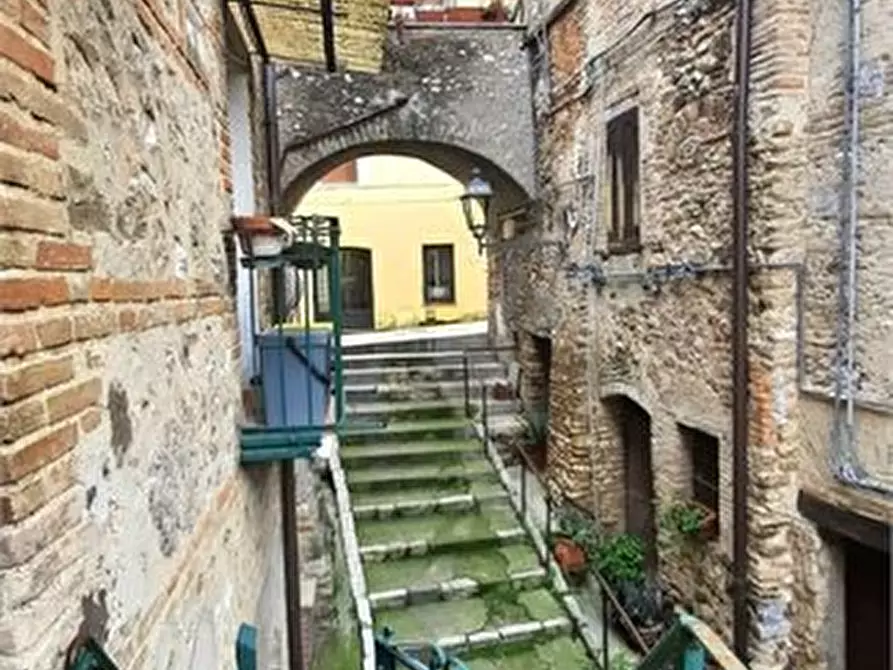 Immagine 3 di Appartamento in vendita  6 a Cantalupo In Sabina