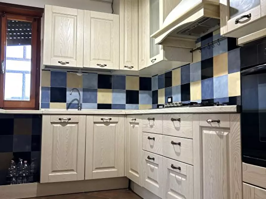 Immagine 3 di Appartamento in vendita  7 a Forano