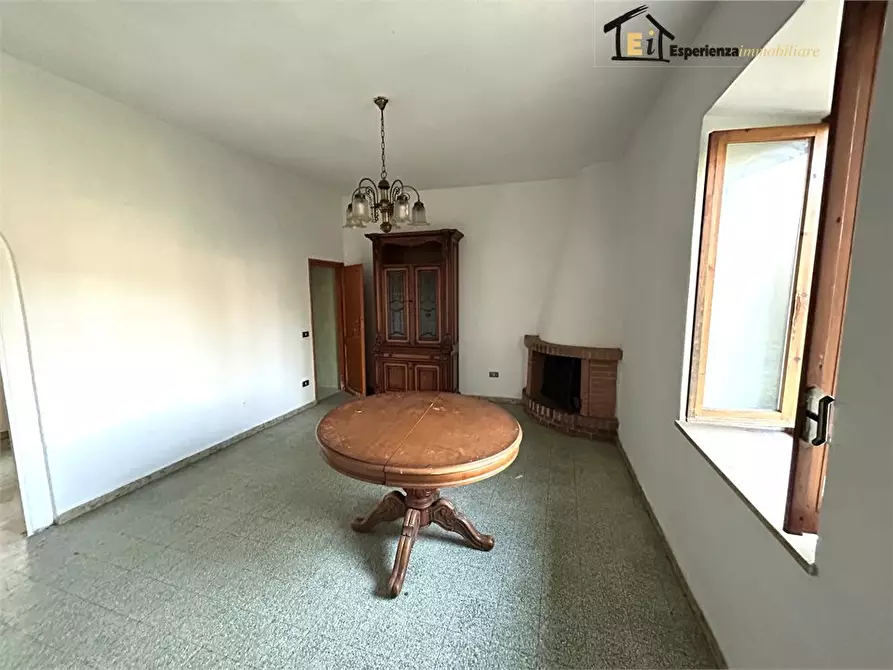 Immagine 4 di Appartamento in vendita  a Poggio Mirteto