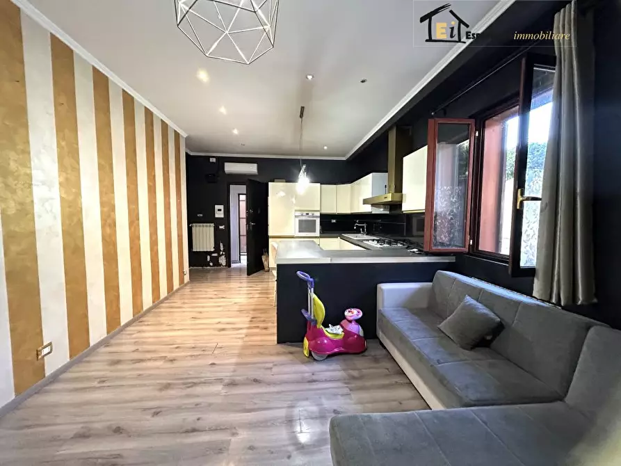 Immagine 4 di Appartamento in vendita  7 a Forano