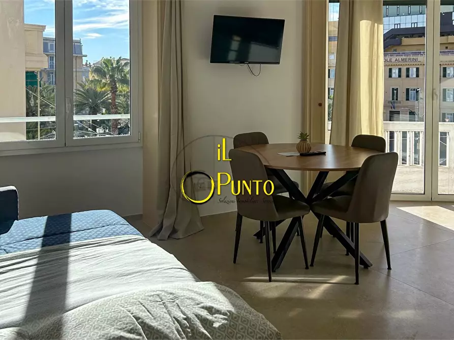 Immagine 4 di Appartamento in vendita  47 a San Remo