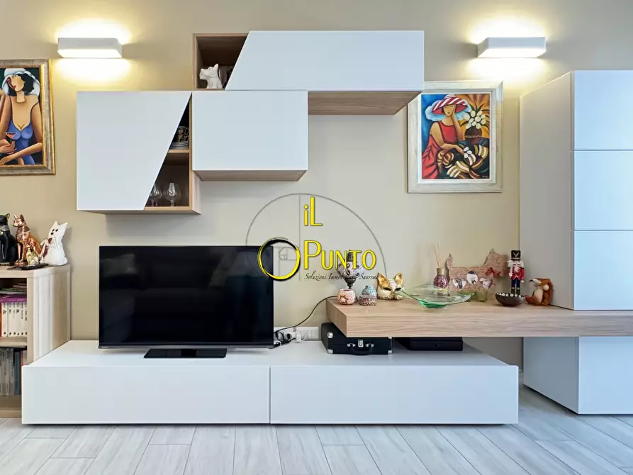 Immagine 2 di Appartamento in vendita  153 a San Remo