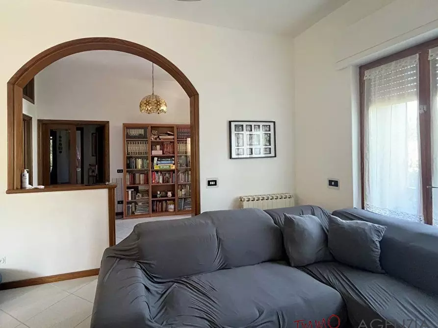 Immagine 7 di Appartamento in vendita  a Massarosa