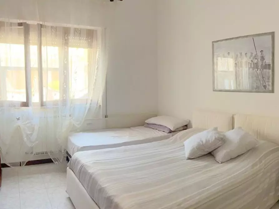 Immagine 8 di Appartamento in vendita  a Massarosa