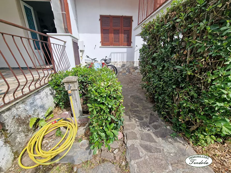 Immagine 6 di Appartamento in vendita  a Ameglia