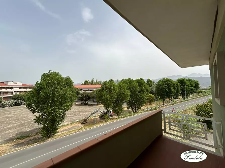 Immagine 9 di Appartamento in vendita  a Ortonovo