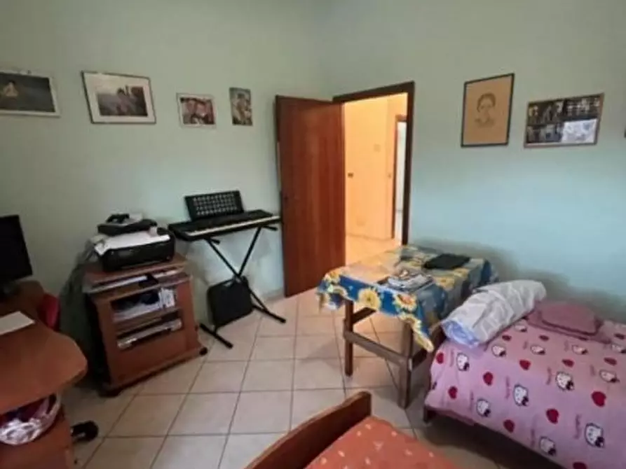 Immagine 6 di Appartamento in vendita  a Castelnuovo Magra